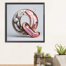Load image into Gallery viewer, Diamond Painting - Full Round - Feather letter Q (30*30CM)
