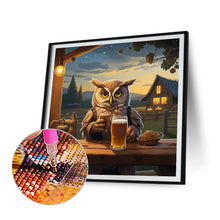 Load image into Gallery viewer, Diamond Painting - Full Round - Owl drinking beer (30*30CM)