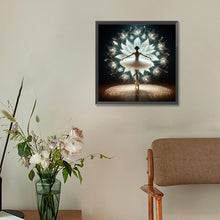 Load image into Gallery viewer, Diamond Painting - Full Round - ballet girl (30*30CM)