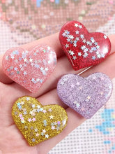 Load image into Gallery viewer, 6Pcs Acrylic Heart-Shaped DIY Magnetic Diamond Painting Cover Locator Tools