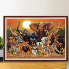 Load image into Gallery viewer, Diamond Painting - Full Round - tropical animals (60*40CM)