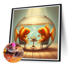 Load image into Gallery viewer, Diamond Painting - Full Round - Goldfish in fish tank (30*30CM)