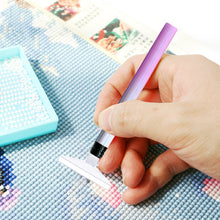 Load image into Gallery viewer, Diamond Painting Pen 5D DIY Plastic Tip Diamond Painting Pen for Kids Adults