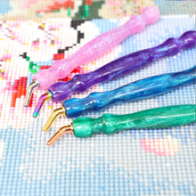 Load image into Gallery viewer, Diamond Painting Tool Kit DIY Storage Box with Lid Diamond Painting Pens