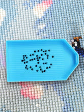 Load image into Gallery viewer, Diamond Art Pen Kit Rhinestones Storage Case Diamond Painting Accessories Kit