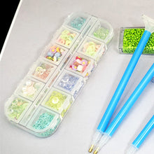 Load image into Gallery viewer, Diamond Art Pen Kit Rhinestones Storage Case Diamond Painting Accessories Kit