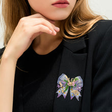 Load image into Gallery viewer, 4Pcs Diamond Painting Brooch Bird Rhinestone Crystal Pins for Wedding Party Gift