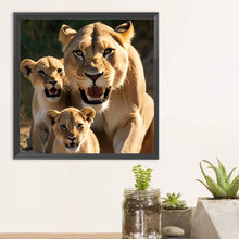 Load image into Gallery viewer, Diamond Painting - Full Round - Lion on the grassland (30*30CM)