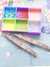 Load image into Gallery viewer, Resin 5D DIY Diamond Drill Pen with Tips Diamond Embroidery Accessories (White)