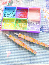 Load image into Gallery viewer, Resin 5D DIY Diamond Drill Pen with Tips Diamond Embroidery Accessories (Orange)