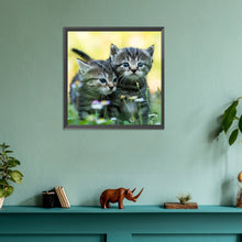 Load image into Gallery viewer, Diamond Painting - Full Round - Two kittens on the grass (30*30CM)