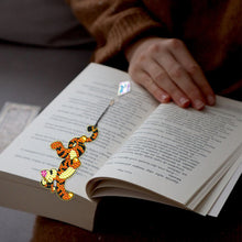 Load image into Gallery viewer, 2Pcs Special Shape Donald Duck Diamond Art Bookmark with Pendant for Book Lovers