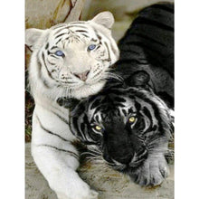 Load image into Gallery viewer, 4pcs Round Diamond Painting Set - Animal series (30*40CM)