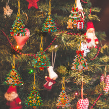 Load image into Gallery viewer, 8Pcs Acrylic Special Shaped Christmas Theme Diamond Painting Hanging Decorations