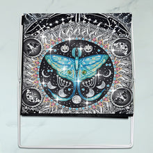 Load image into Gallery viewer, Moth Special Shape DIY Diamond Painting Sundries Storage Rack for Adults Kids