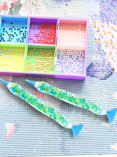 Load image into Gallery viewer, Sequins Diamond Painting Pen with 12 Tips Diamond Art Drill Pen for Art Crafts