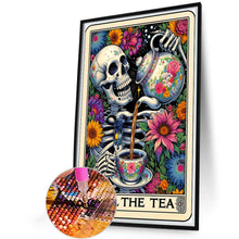Load image into Gallery viewer, Diamond Painting - Full Round - Skull Drinking Tea Tarot (40*60CM)
