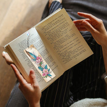 Load image into Gallery viewer, 4Pcs Special Shape Feather 5D DIY Diamond Painting Bookmark for Reading Day Gift