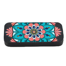 Load image into Gallery viewer, Cat Diamond Painting Eyeglasses Case 5D DIY Eyewear Organizer Case for Art Craft