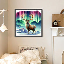 Load image into Gallery viewer, Diamond Painting - Full Round - Moose under the aurora (30*30CM)