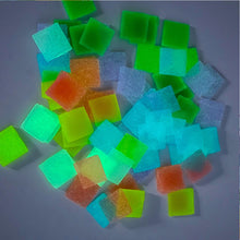 Load image into Gallery viewer, 96 Pcs Luminous Diamond Painting Clay Diamond Art Wax for Embroidery Accessories