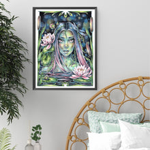 Load image into Gallery viewer, Diamond Painting - Full Square - Icewoman in the water (30*40CM)