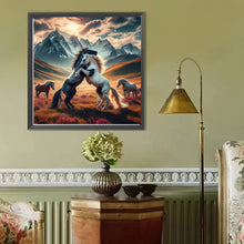 Load image into Gallery viewer, Diamond Painting - Full Round - Fighting Horse (40*40CM)