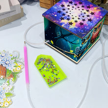 Load image into Gallery viewer, Diamond Aid Tool Portable Vacuum Diamond Painting Pen Kit (Tree Branch Owl)