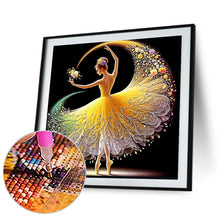 Load image into Gallery viewer, Diamond Painting - Full Round - Girl With Beautiful Skirt (40*40CM)