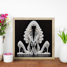 Load image into Gallery viewer, Diamond Painting - Partial Special Shaped - Elegant Lady (30*30CM)