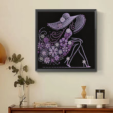 Load image into Gallery viewer, Diamond Painting - Partial Special Shaped - Elegant Lady (30*30CM)