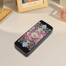 Load image into Gallery viewer, Diamond Painting Eyeglasses Case Cat 5D DIY Eyewear Organizer Case for Art Craft