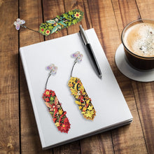 Load image into Gallery viewer, 3Pcs Flower Diamond Painting Bookmarks with Pendant 5D Diamond Art Bookmark Kits