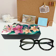 Load image into Gallery viewer, Feather Diamond Painting Eyeglasses Case Glasses Storage Case for Friends Gift
