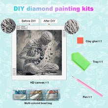 Load image into Gallery viewer, Diamond Painting - Partial Special Shaped - Abstract Art Portrait (30*30CM)