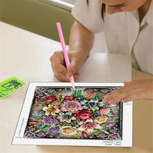 Load image into Gallery viewer, Diamond Painting - Partial Special Shaped - Glass Vase (30*30CM)