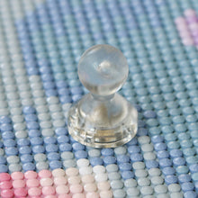 Load image into Gallery viewer, 4pcs Diamond Painting Holder Colorful Translucent Diamond Painting Cover Minders