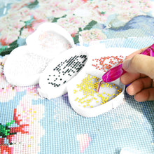 Load image into Gallery viewer, Diamond Painting Pen Accessories Tools Set 20x16x1.7cm (Clear Rollover Disc)