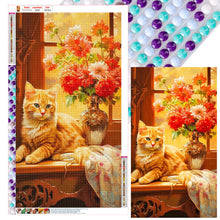 Load image into Gallery viewer, Diamond Painting - Full Round - Orange cat next to vase (40*70CM)