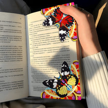 Load image into Gallery viewer, 4PCS Special Shape+Round Diamond Painting Bookmark Kits Kits (Garden Butterfly)