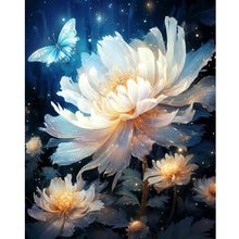 Load image into Gallery viewer, Diamond Painting - Full Round - Butterflies and glowing flowers (30*40CM)