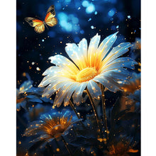Load image into Gallery viewer, Diamond Painting - Full Round - Butterflies and glowing flowers (30*40CM)