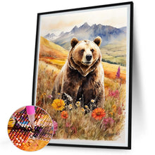 Load image into Gallery viewer, Diamond Painting - Full Square - Brown bear in the woods (30*40CM)