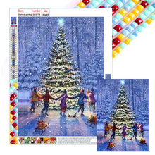 Load image into Gallery viewer, Diamond Painting - Full Square - Christmas snow scene (30*40CM)