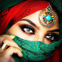 Load image into Gallery viewer, Diamond Painting - Full Round - veiled girl (30*30CM)