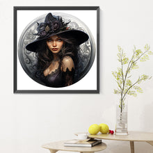 Load image into Gallery viewer, Diamond Painting - Full Round - Gorgeous witch (30*30CM)