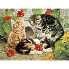 Load image into Gallery viewer, Diamond Painting - Full Square - three cats (40*30CM)