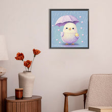 Load image into Gallery viewer, Diamond Painting - Full Round - Chicken holding an umbrella in the rain (30*30CM)