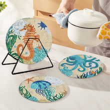 Load image into Gallery viewer, 4 PCS Wooden Diamond Painted Placemat Round Placemat with Holder(Marine Life #1)