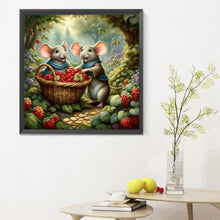 Load image into Gallery viewer, Diamond Painting - Full Round - Two mice in the forest (30*30CM)